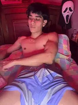 IronLatino online show from 06-03-26, 03:42