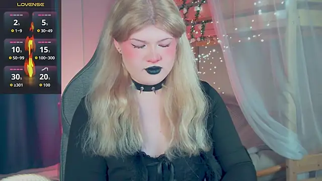 LilithNlsn online show from 04-14-26, 02:50