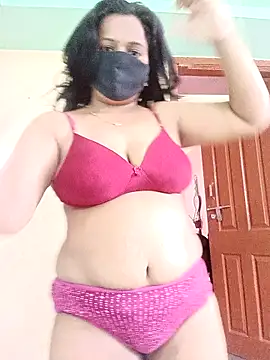 Snapshot of Miss-Dolly07 chatting on 04-10-26, 05:34 Miss-Dolly07 online show from 04-10-26, 05:34
