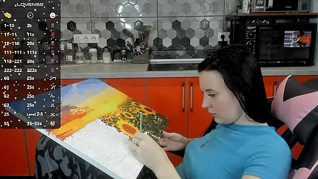 Snapshot of Mary_Blu chatting on 01-05-25, 05:30 Mary Blu online show from 01-05-25, 05:30
