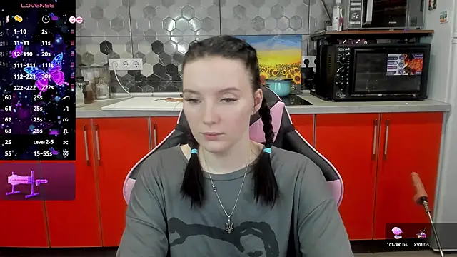 Snapshot of Mary_Blu chatting on 01-09-25, 06:06 Mary Blu online show from 01-09-25, 06:06