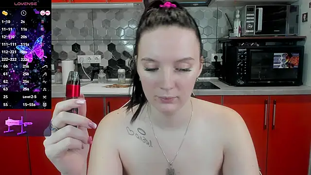 Snapshot of Mary_Blu chatting on 01-11-25, 02:09 Mary Blu online show from 01-11-25, 02:09