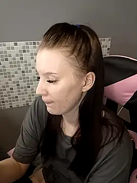 Snapshot of Mary_Blu chatting on 03-17-25, 03:25 Mary Blu online show from 03-17-25, 03:25
