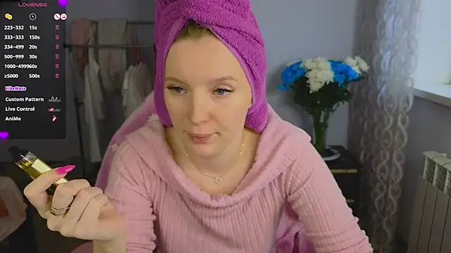 Mary Blu online show from 04-09-26, 04:12