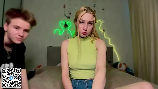 Snapshot of Emma_Willson chatting on 07-07-26, 03:49 Emma Willson online show from 07-07-26, 03:49