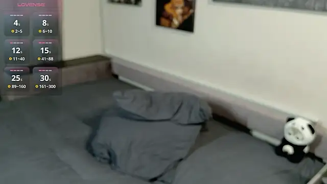 Reisy W online show from 03-14-26, 04:12