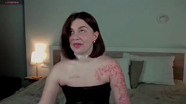 HermioneMoon online show from 03-30-26, 04:19