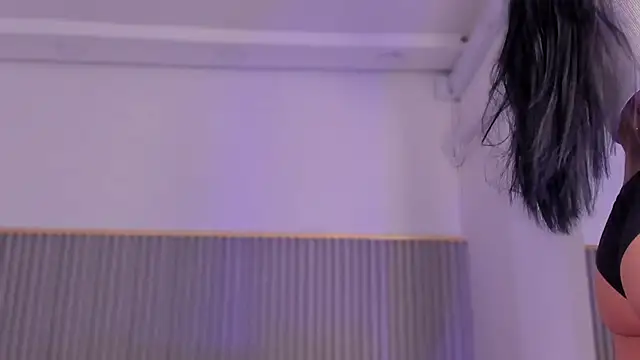 ashvalentine  online show from 03-18-26, 07:39