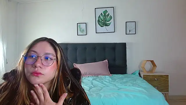 Snapshot of samanthachop chatting on 07-03-26, 01:28 samanthachop online show from 07-03-26, 01:28