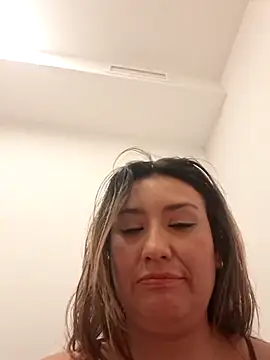 Snapshot of Nikol420 chatting on 03-04-26, 02:39 Nikol420 online show from 03-04-26, 02:39