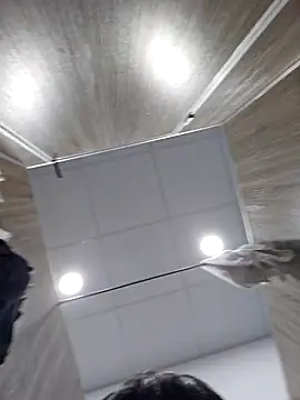 Snapshot of ovo0810 chatting on 04-02-26, 10:24 ovo0810 online show from 04-02-26, 10:24