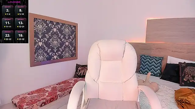  Azahaaraa  online show from 04-10-26, 03:12