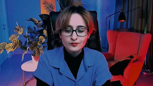LixeLuna online show from 05-24-26, 06:29