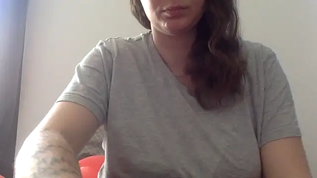 Snapshot of douce_blanche13 chatting on 04-09-26, 09:47 douce blanche13 online show from 04-09-26, 09:47