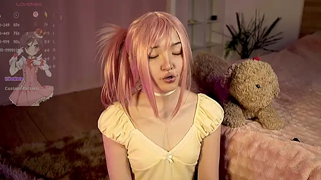 Linhmew online show from 07-03-26, 09:32