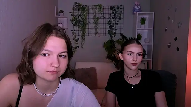 Snapshot of liana_best chatting on 06-25-26, 09:47 liana best online show from 06-25-26, 09:47