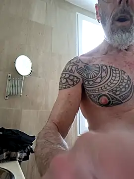 Snapshot of XXX666HEIL chatting on 04-14-26, 12:44 XXX666HEIL online show from 04-14-26, 12:44