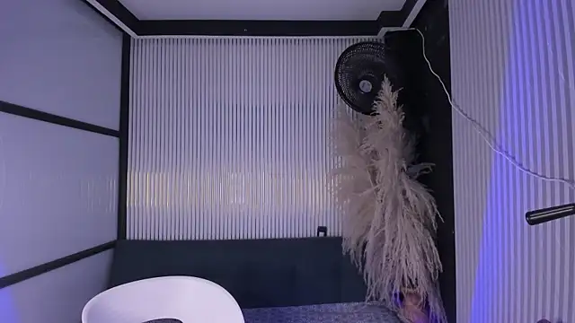kittyBlossom 1 online show from 07-10-26, 08:11