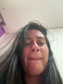 Geovana blan online show from 04-05-26, 07:33