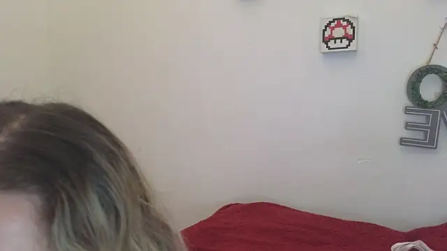 Caroline hernandes online show from 04-28-26, 12:54