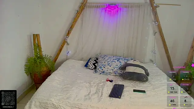 marianafoxx  online show from 03-25-26, 01:39