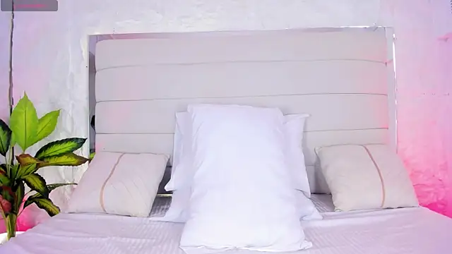 AitanaNoa online show from 04-10-26, 07:51