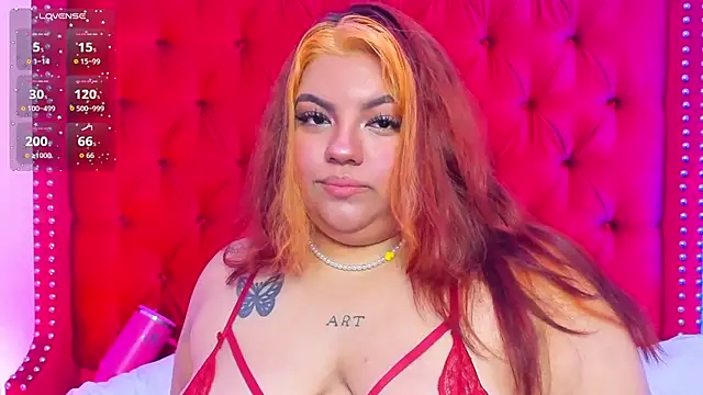 Snapshot of SunnyHoney_ chatting on 07-17-26, 12:12 SunnyHoney online show from 07-17-26, 12:12