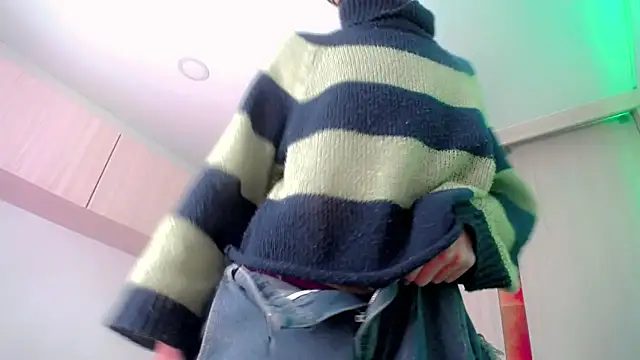 Snapshot of Darksweet_jack chatting on 05-11-26, 04:04 Darksweet jack online show from 05-11-26, 04:04