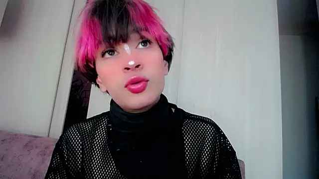 Snapshot of Darksweet_jack chatting on 05-12-26, 05:21 Darksweet jack online show from 05-12-26, 05:21