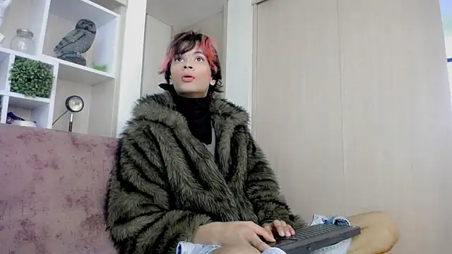 Snapshot of Darksweet_jack chatting on 06-14-26, 02:41 Darksweet jack online show from 06-14-26, 02:41