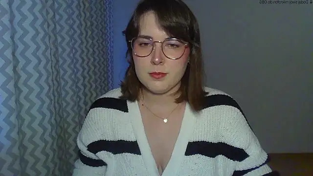 Snapshot of ClaraHard chatting on 04-27-26, 05:44 ClaraHard online show from 04-27-26, 05:44
