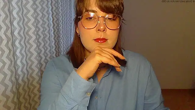 Snapshot of ClaraHard chatting on 05-27-26, 05:32 ClaraHard online show from 05-27-26, 05:32