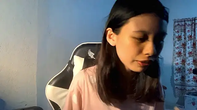 HenrietteRoses online show from 03-07-26, 03:31