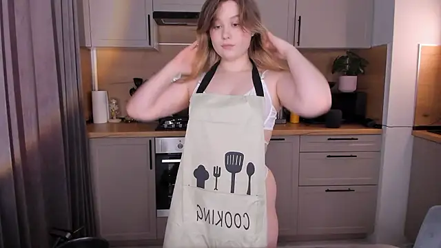 JennyHardy online show from 03-28-26, 01:22