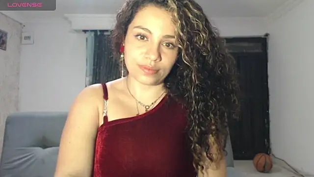 Snapshot of melany_montenegro chatting on 05-10-26, 07:13 melany montenegro online show from 05-10-26, 07:13