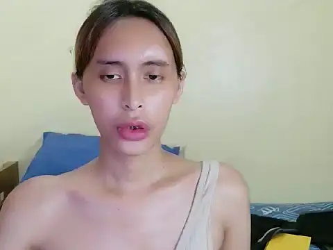 Snapshot of celest_yummy chatting on 03-04-26, 08:09 celest yummy online show from 03-04-26, 08:09