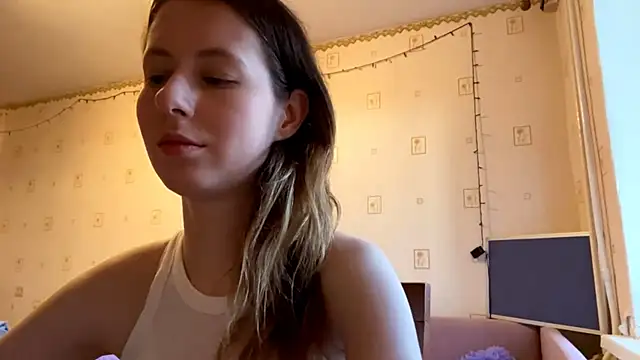Snapshot of AlesiaGurevich chatting on 07-24-26, 04:38 AlesiaGurevich online show from 07-24-26, 04:38