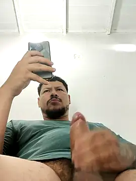 Snapshot of BadboyDirty1 chatting on 04-30-26, 01:45 BadboyDirty1 online show from 04-30-26, 01:45