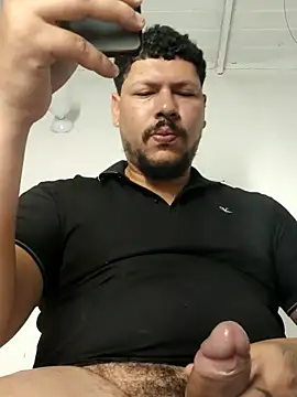 Snapshot of BadboyDirty1 chatting on 05-02-26, 02:22 BadboyDirty1 online show from 05-02-26, 02:22
