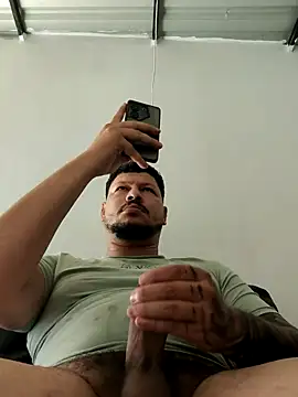 Snapshot of BadboyDirty1 chatting on 08-04-26, 02:19 BadboyDirty1 online show from 08-04-26, 02:19
