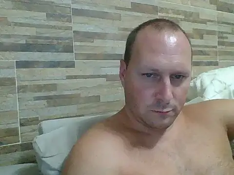 Snapshot of lustonfan chatting on 03-05-26, 01:56 lustonfan online show from 03-05-26, 01:56