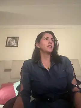 Snapshot of SamanthaWalker_ chatting on 04-24-26, 02:19 SamanthaWalker online show from 04-24-26, 02:19