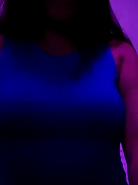 MidnightVelvet23 online show from 03-05-26, 02:46