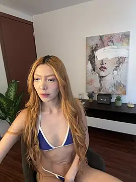 Snapshot of Suki_3 chatting on 05-29-26, 03:32 Suki 3 online show from 05-29-26, 03:32