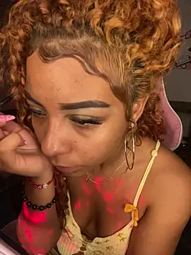 ThePrettyTiana online show from 04-18-26, 07:07