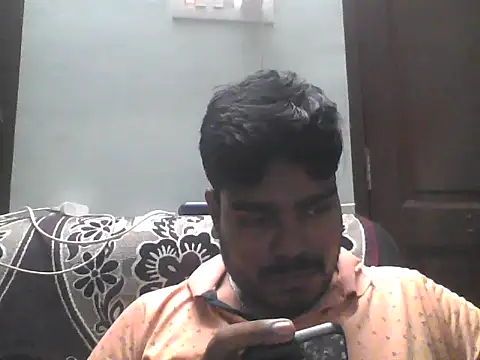 Snapshot of Foxboy65 chatting on 05-13-26, 05:43 Foxboy65 online show from 05-13-26, 05:43