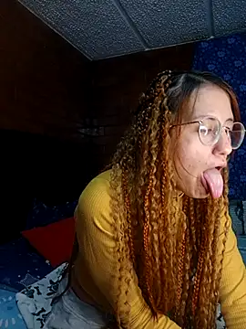 susanhottie1 online show from 04-14-26, 12:27