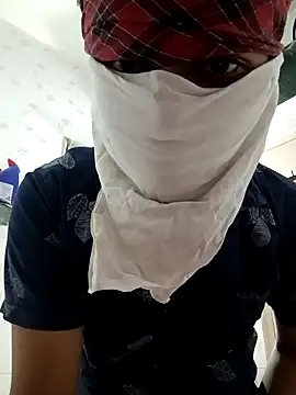 Hunter 372 online show from 04-17-26, 06:44