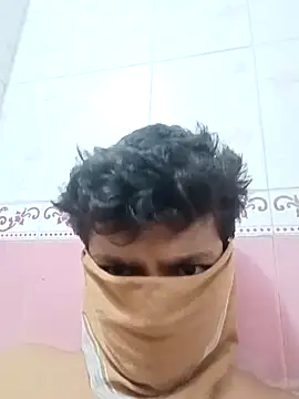 Hunter 372 online show from 04-18-26, 07:12