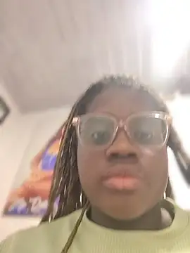 YourLiaa  online show from 03-05-26, 10:28